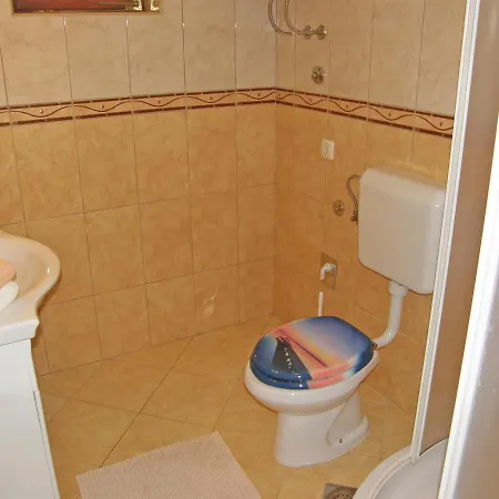 Rina Appartamento Primošten